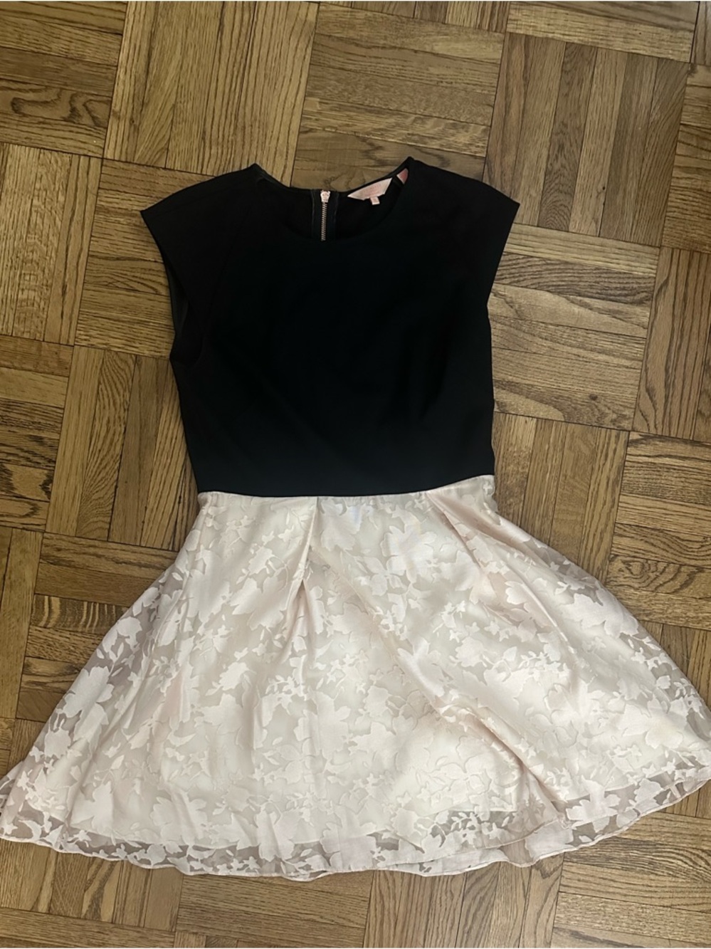 TED BAKER Beloni Burnout Skater Dress Size 3